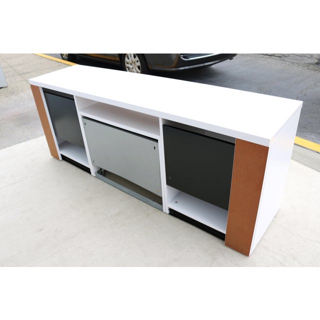 Wood Modern Minimalist Knoll Reff Profiles Classic Credenza Sideboard in Bright White For Sale - Image 7 of 18