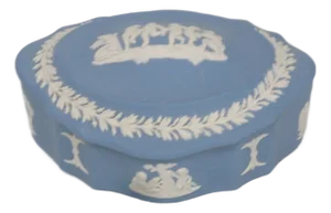Wedgwood Blue Jasperware Oval Cherub Trinket Box Made in England 4546b