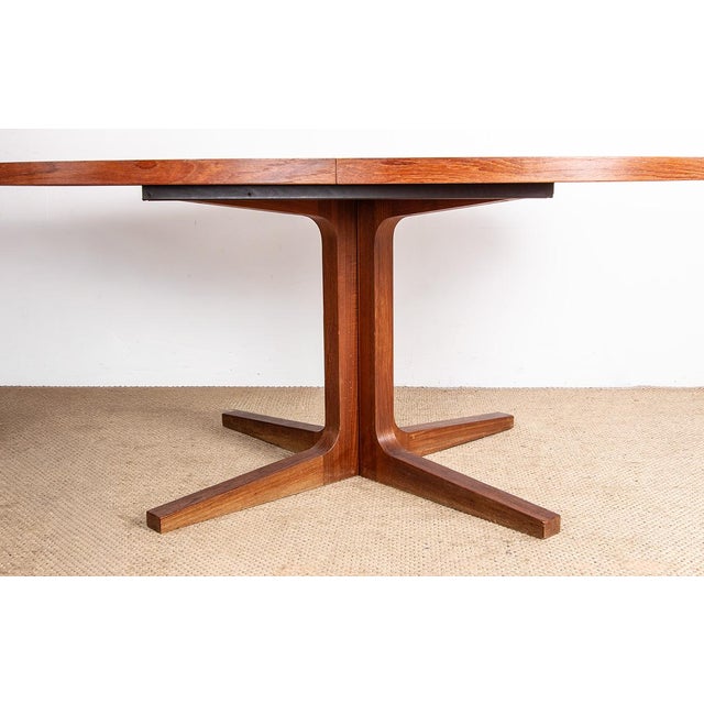 Wood Large Danish Teak Model HM 55 Dining Table by John Mortensen for Dyrlund, 1960s For Sale - Image 7 of 18
