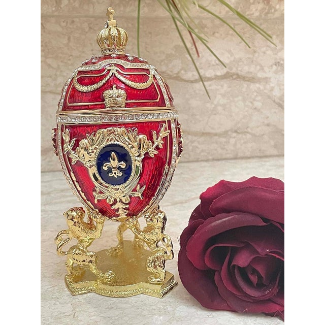 Red Pierre Lorren Handmade Faberge Egg Style Trinket Fabergé Egg Style Austrian Crystal Diamond Pure Gold Deco Hand Painted 5 Star Egg & Handmade Bracelet For Sale - Image 8 of 9