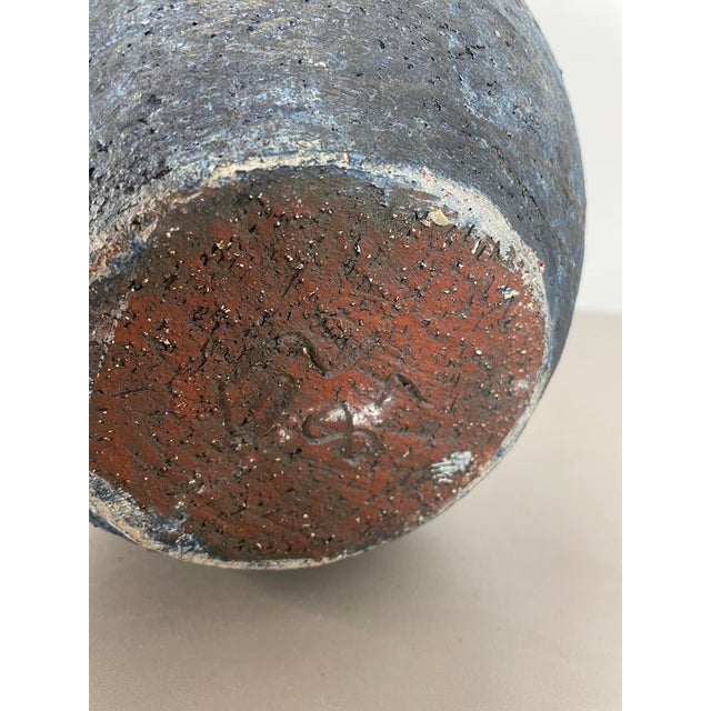 German Ceramic Studio Pottery Object from Gerhard Liebenthron, 1981 For Sale - Image 17 of 18