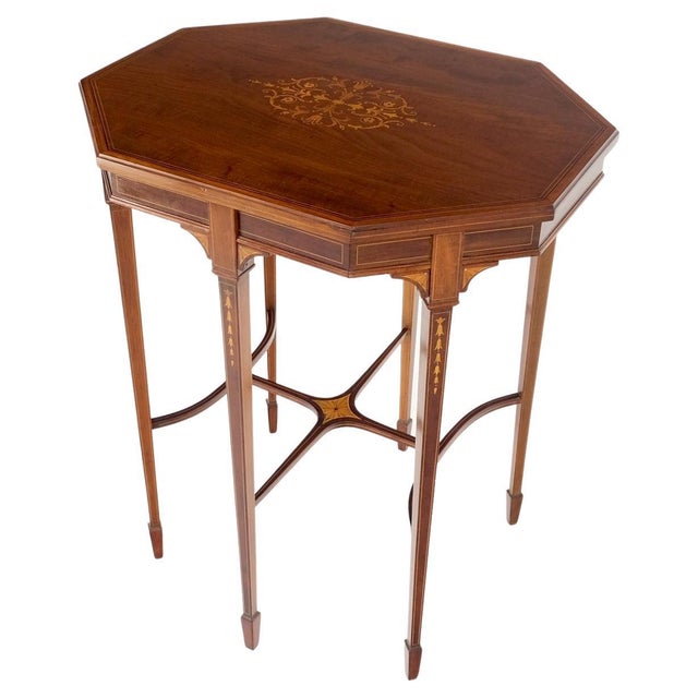 Very Ornate Delicate Lines Walnut Inlay Stretched Hexagon Lamp Side Table Mint For Sale - Image 10 of 16