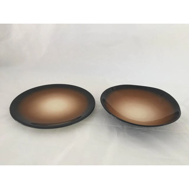 World Tableware Pebblebrook Brown & Tan Platter /Bowl - a Pair For Sale In New York - Image 6 of 7