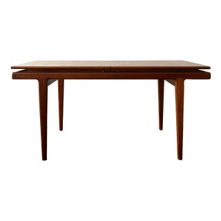 Danish Modern Teak Extendable Dining Table attributed to Sven Ellekaer, Denmark, 1960s For Sale