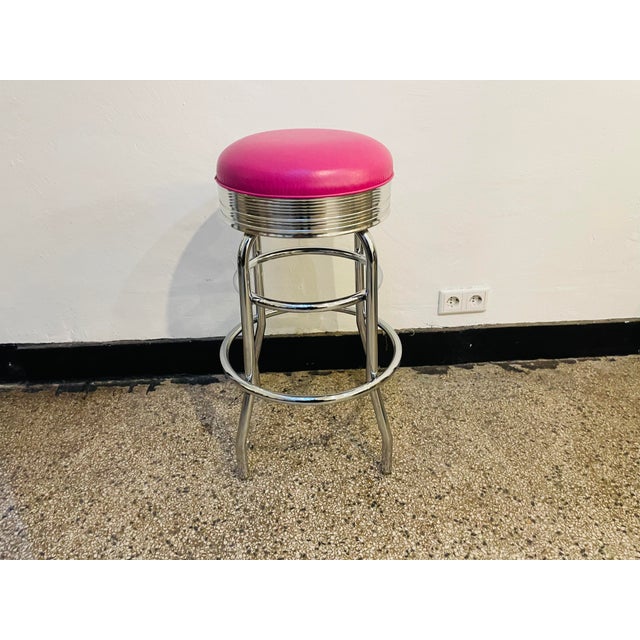 Vintage American Diner Bar Stools, 1990s, in Very Good conditions. Designed 1990 to 1999