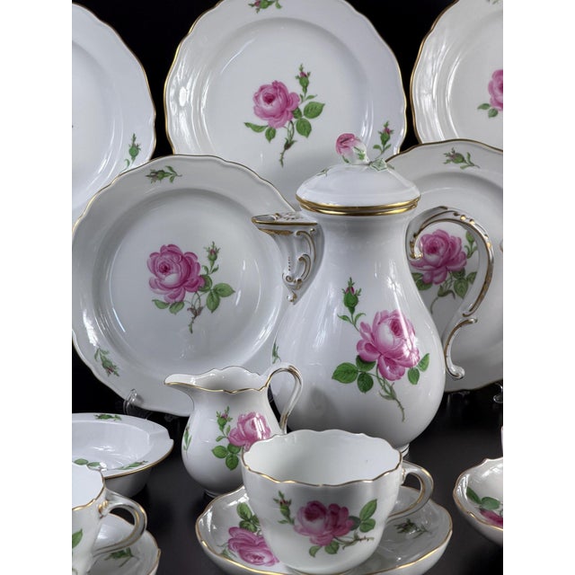 1980s Rote Rose Coffee Service in Porcelain from Meissen, Germany, 1980s, Set of 23 For Sale - Image 5 of 17