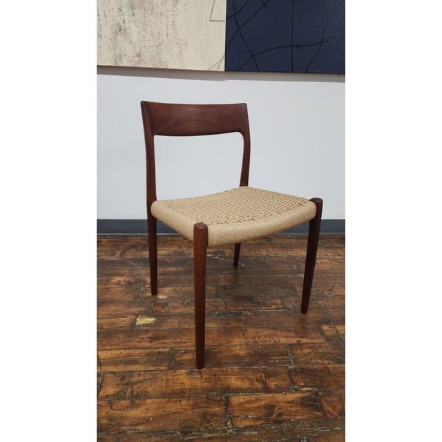 Vintage Teak Model 77 Side Chair by Niels Moller For Sale In Philadelphia - Image 6 of 7