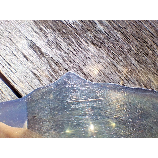 Silver Large Vintage Matching Sheridan Silverplated Serving Dishes - a Pair For Sale - Image 8 of 10