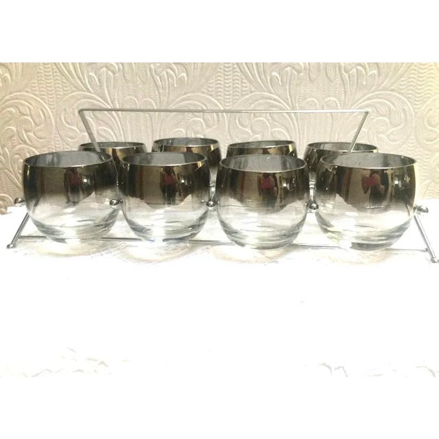 1950s Vintage Mid-Century Modern Silver Fade Dorothy Thorpe Roly Poly Glasses in Carrier - Set of 8 For Sale - Image 6 of 8