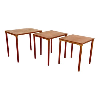Vintage Danish Modern Teak Nesting Tables by Toften Møbelfabrikken, Set of 3 For Sale