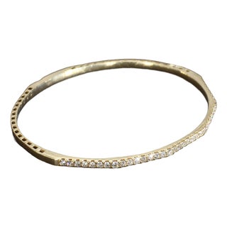 14k Yellow Gold Bracelet With Round White Diamonds For Sale