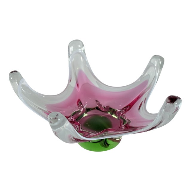 Star-Shaped Glass Bowl attributed to Josef Hospodka for Chribska Glassworks, 1960s For Sale