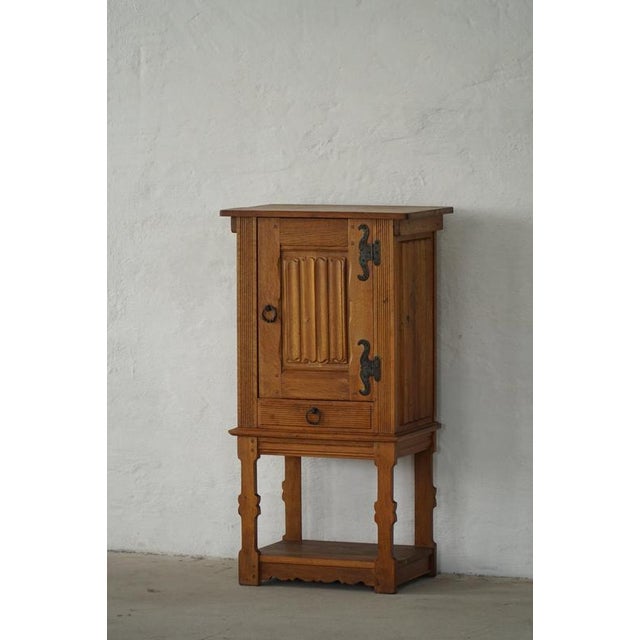 Scandinavian Narrow Oak Cabinet, 1950s For Sale - Image 9 of 17