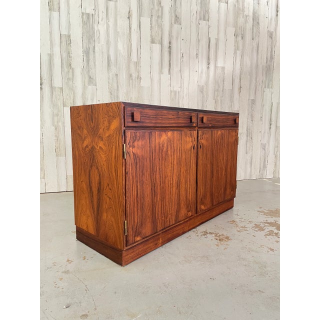 Danish Modern Rosewood Credenza For Sale In Dallas - Image 6 of 12