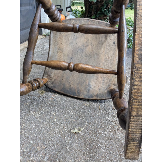 Traditional 19th Century Antique Windsor Rocking Chair For Sale - Image 3 of 11
