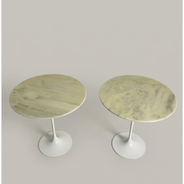 The famous Tulip tables, designed by Eero Saarinen in 1957 as part of the "Pedestal Collection" for Knoll. This design has...
