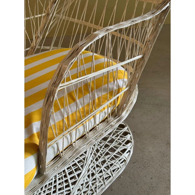 Mid-Century Modern Spun Fiberglass Lounge Chair by Russell Woodard, 1960s For Sale - Image 12 of 14