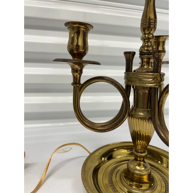 Antique French Louis XVI Style Brass & Green Tole Bouillotte Table Lamp For Sale - Image 4 of 12