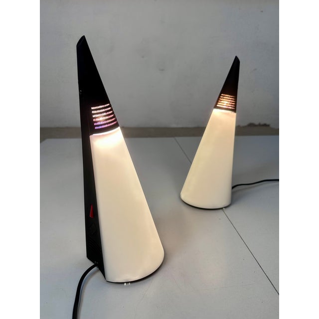 Plastic Iota Table Lamps by Hikaru Mori for Nemo, Italy, 1990s, Set of 2 For Sale - Image 7 of 18