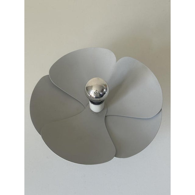 1960s Flower Olivier Mourgue 1967 Design 1960 by Olivier Mourgue for Disderot For Sale - Image 5 of 18