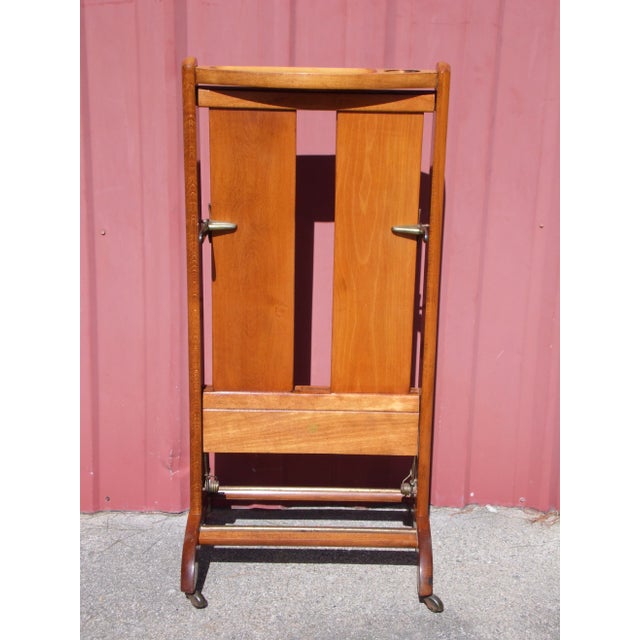 Brown Vintage Mid Century Italian Fratelli Reguitti Gentlemen's Valet Trouser Press For Sale - Image 8 of 13