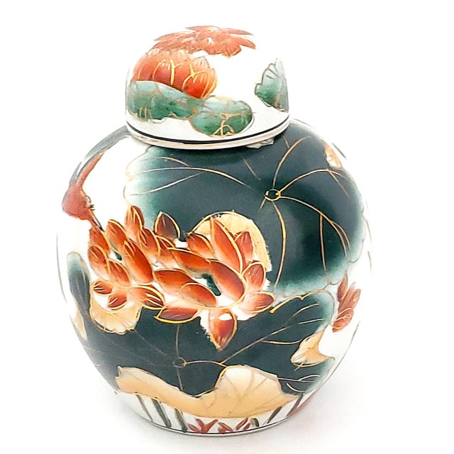 Mottahedeh Vintage Chinese Porcelain Ginger Jar With Hummingbird For Sale - Image 4 of 12