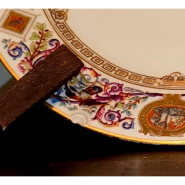 Mid 19th Century Mid 19th Century Sèvres Chateau De Fontainebleau Plates- Set of 2 For Sale - Image 5 of 7