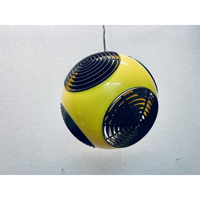Mid-Century Modern Vintage Ufo Ceiling Lamp in Yellow Plastic and the Black Grids from Massive Lighting, 1970s For Sale - Image 3 of 18
