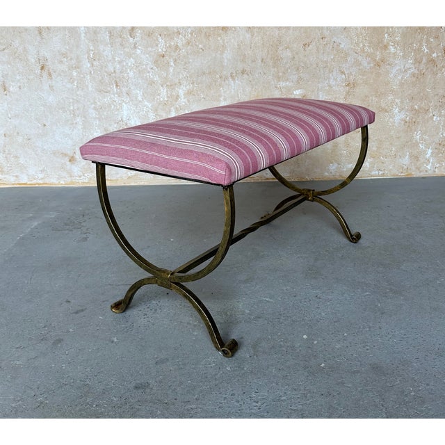 Mid-Century Modern Spanish Hand-Forged Gilt Iron Bench With Scroll Base and Mauve Striped Upholstery For Sale - Image 3 of 12