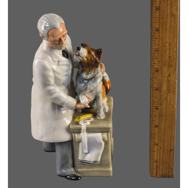 Late 20th Century Royal Doulton Figurine "Thanks Doc" Doctor Vet For Sale - Image 5 of 9