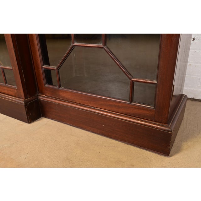 Antique Georgian Carved Mahogany Breakfront Bookcase Cabinet, Circa 1900 For Sale In South Bend - Image 6 of 10
