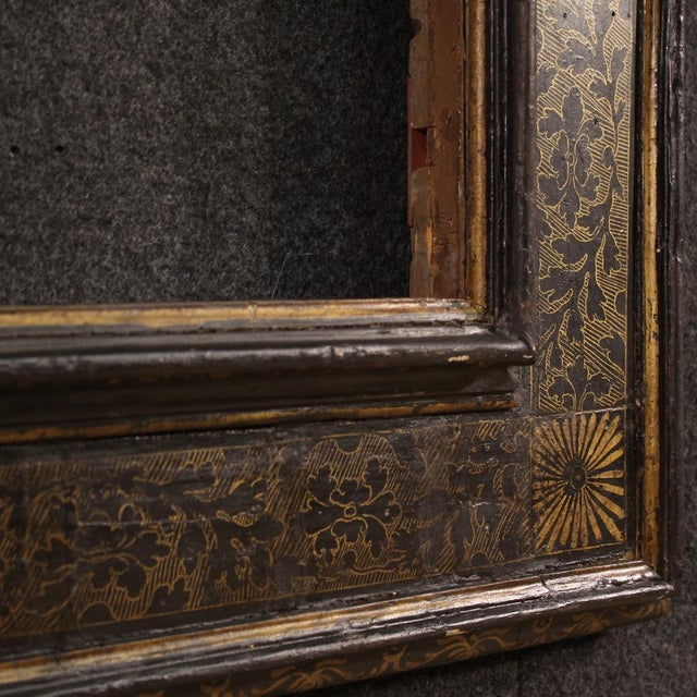 20th Century Lacquered and Gilded Tuscan Frame, 1930s For Sale - Image 10 of 16