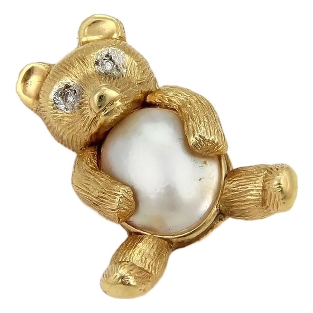Mid 20th Century Diamond Mabe Pearl 14k Yellow Gold Bear Pin Brooch For Sale