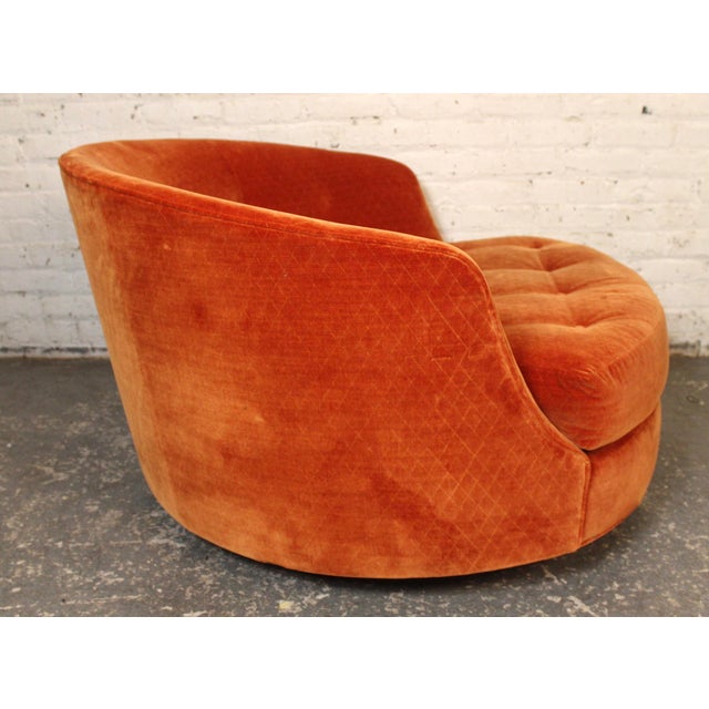 Wood Mid 20th Century The "Giant Swivel Tub Chair" Attributed to Milo Baughman for Thayer Coggin For Sale - Image 7 of 18