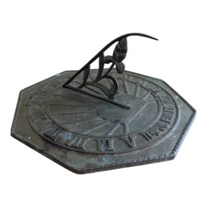 Vintage English Country Iron Garden Sundial "Tempus Fugit"