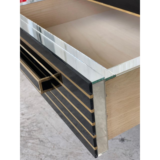 New Pair of Mirrored Low Nightstand in Black Mirror and Chrome with Drawer For Sale - Image 12 of 18