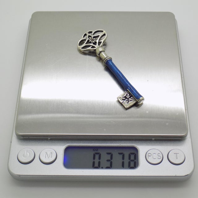 Silver 1 X Vintage Italian Handmade Genuine Silver "Loves Me, Loves Me Not" Real Life Size Key For Sale - Image 8 of 10