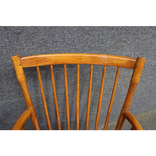 Mid 20th Century L. & j.g. Stickley Solid Cherry Fan Back Windsor Armchairs, Pair For Sale - Image 5 of 15