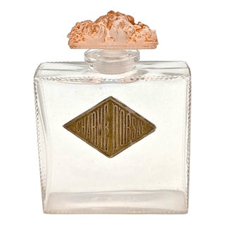René Lalique Fleurs De France Perfume Bottle for Dorsay with Original Label, Ca. 1919 by René Lalique, 1890s For Sale