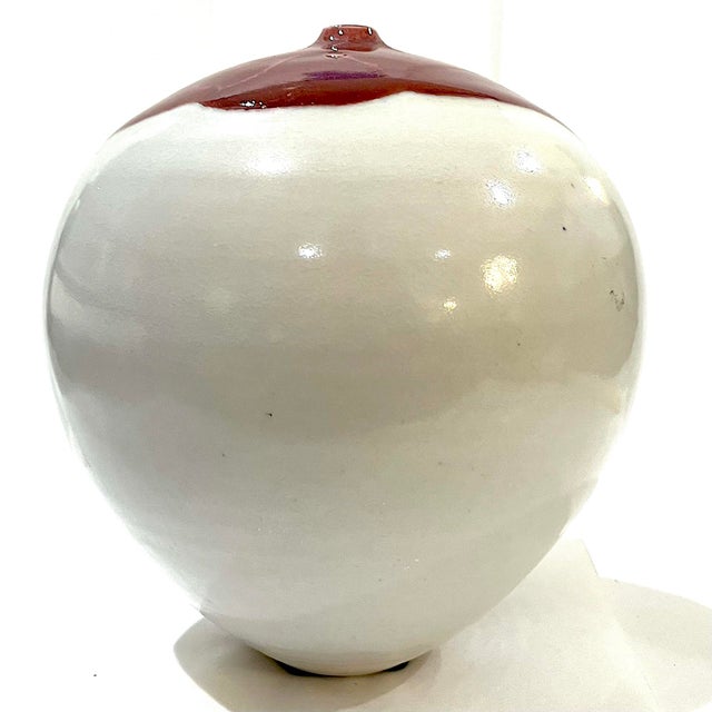 1980s 1980's Oxblood Splash Hand-Crafted Porcelain Vessel - Ken Edwards Montana Potter For Sale - Image 5 of 11
