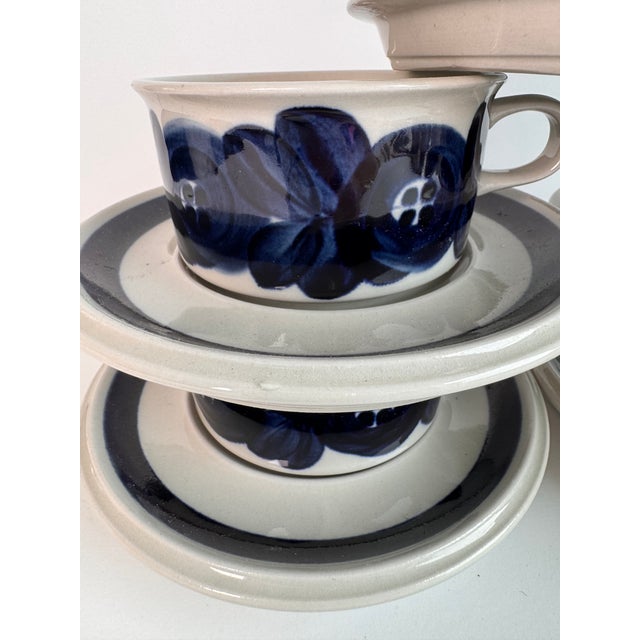 Mid-Century Modern 1950s Mid-Century Modern Arabia of Finland Blue Anemone Cup and Saucer Set- 10 Pieces For Sale - Image 3 of 8