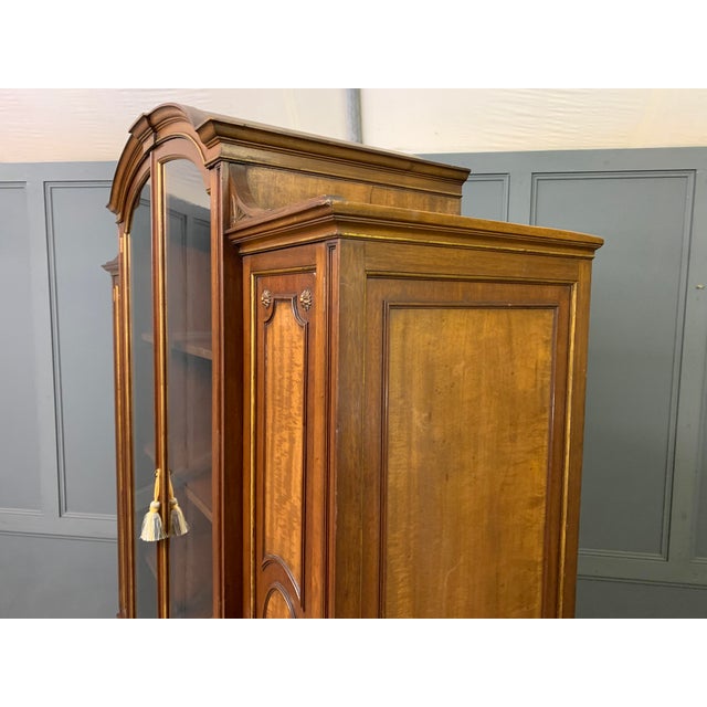 Neoclassical Display Cabinet from Waring & Gillow, 1910 For Sale - Image 17 of 18