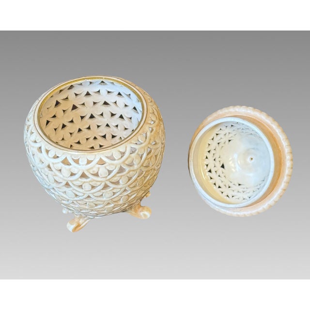 Rare Antique Royal China Works Worcester Reticulated Pot Pourri Vessel / Vessel / Vase 1905. #670 For Sale In Tampa - Image 6 of 8