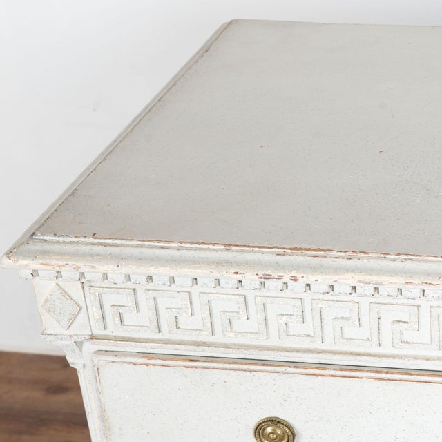 Early 19th Century Danish Gray Painted Pine Gustavian Chest of Five Drawers For Sale - Image 4 of 16
