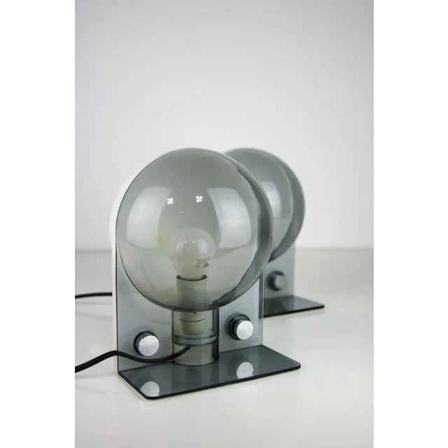 Both lamps have a small distortion on the white part of the acrylic (seen in the photo). European plug (up to 250v) The...