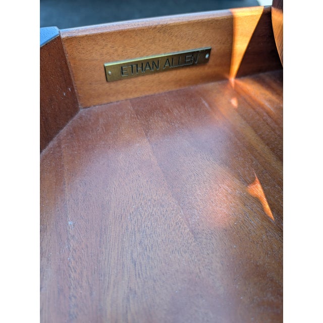 Traditional Vintage Ethan Allen Mahogany Round Pedestal Table With Drawer For Sale - Image 3 of 4