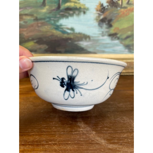 Vintage Bat Trang Vietnamese Ceramic Bowl With Hand-Painted Dragonfly Motif For Sale - Image 4 of 10
