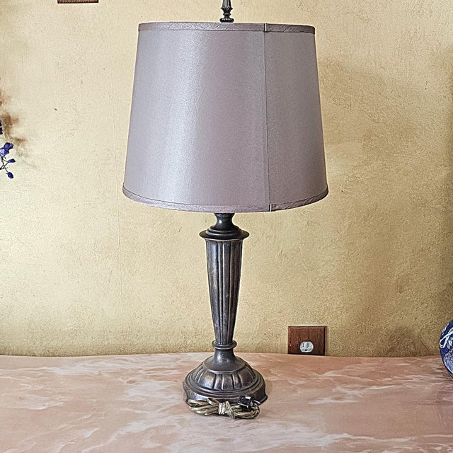 Neoclassical Vintage Neoclassical Metal Column Table Lamp With Double Pull Chains For Sale - Image 3 of 18