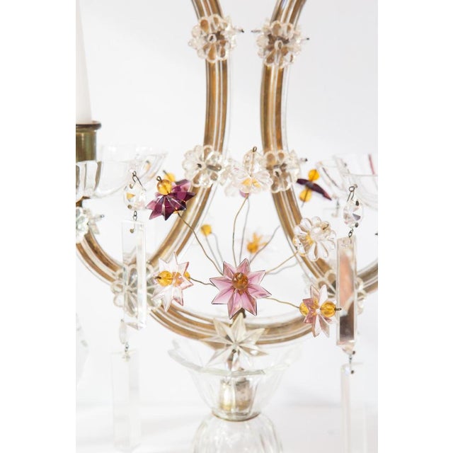 Top quality glass. Glass stars. Quite heavy for their size: they weight 3.2 kilos each.