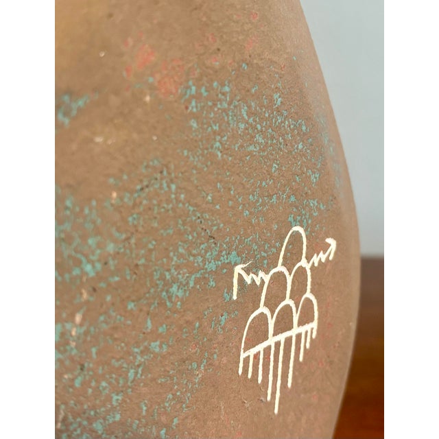 Vintage Southwestern Native American Style Ceramic Vase With Kokopelli Motif For Sale In Miami - Image 6 of 7